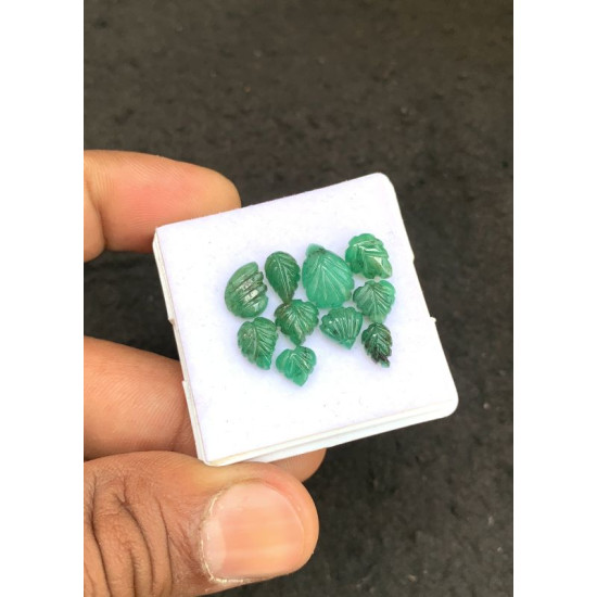 High Quality Natural Emerald Hand Craved Leaf Shape Cabochons Gemstone For Jewelry