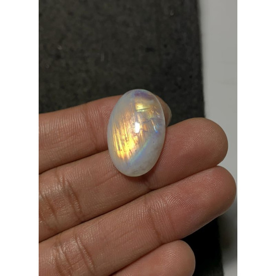 High Quality Natural Rainbow Moonstone Smooth Oval Shape Cabochons Gemstone For Jewelry