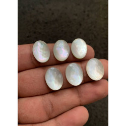 High Quality Natural Mother Of Pearl and Crystal Doublet Honeycom Cut Oval Shape Cabochons Gemstone For Jewelry