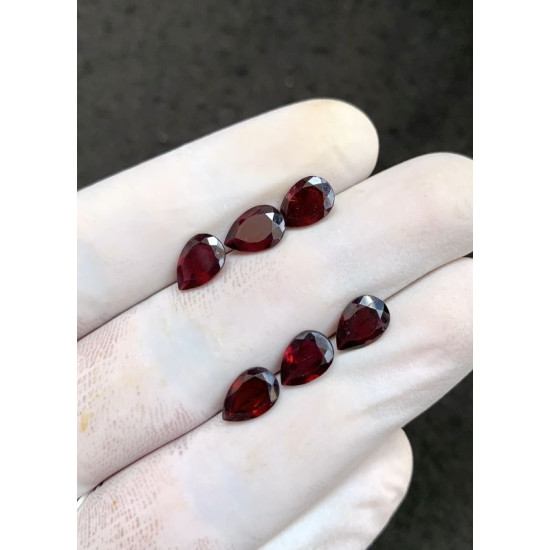 High Quality Natural Garnet Faceted Cut Pear Shape Gemstone For Jewelry